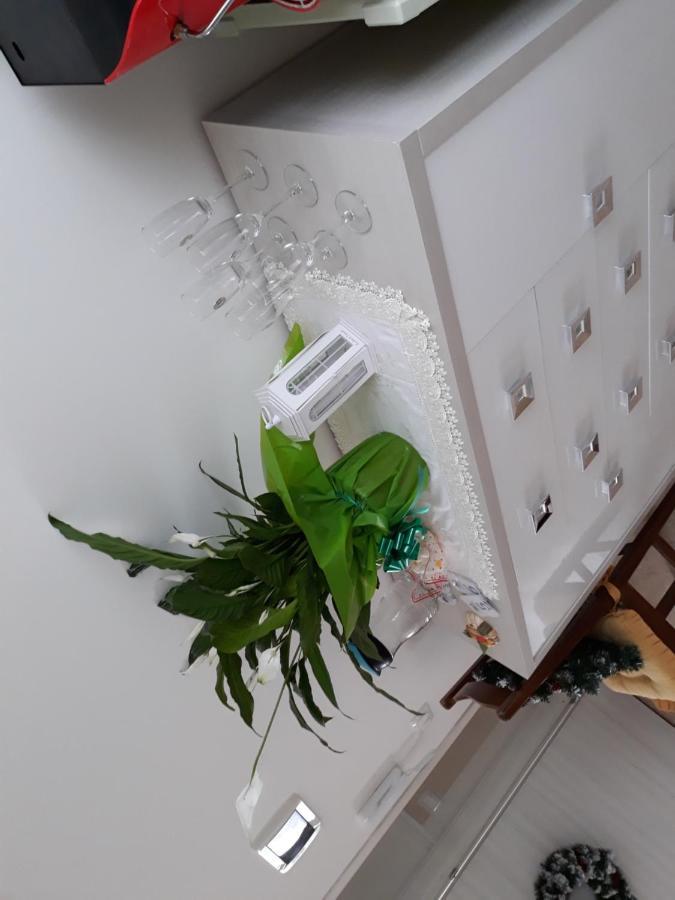 A Casa Di Simona Bed & Breakfast มอนเรอาเล ภายนอก รูปภาพ