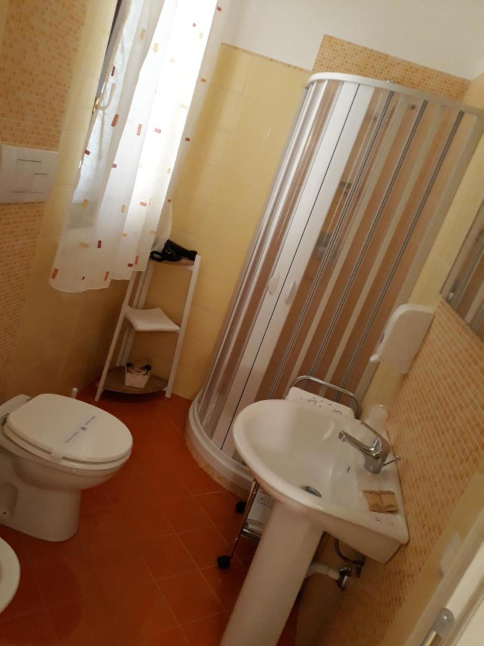 A Casa Di Simona Bed & Breakfast มอนเรอาเล ภายนอก รูปภาพ