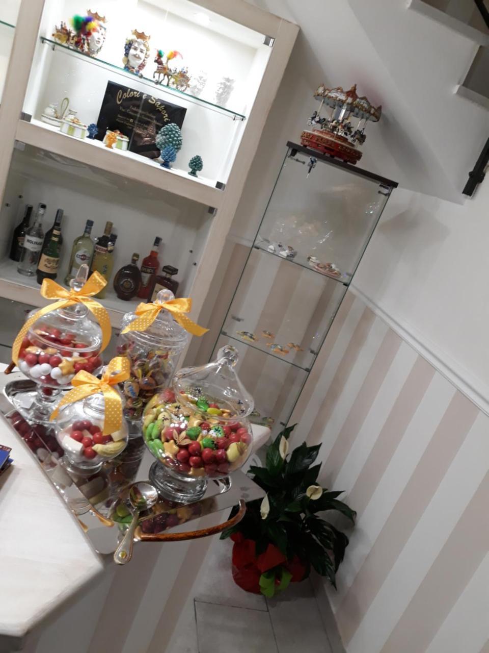 A Casa Di Simona Bed & Breakfast มอนเรอาเล ภายนอก รูปภาพ