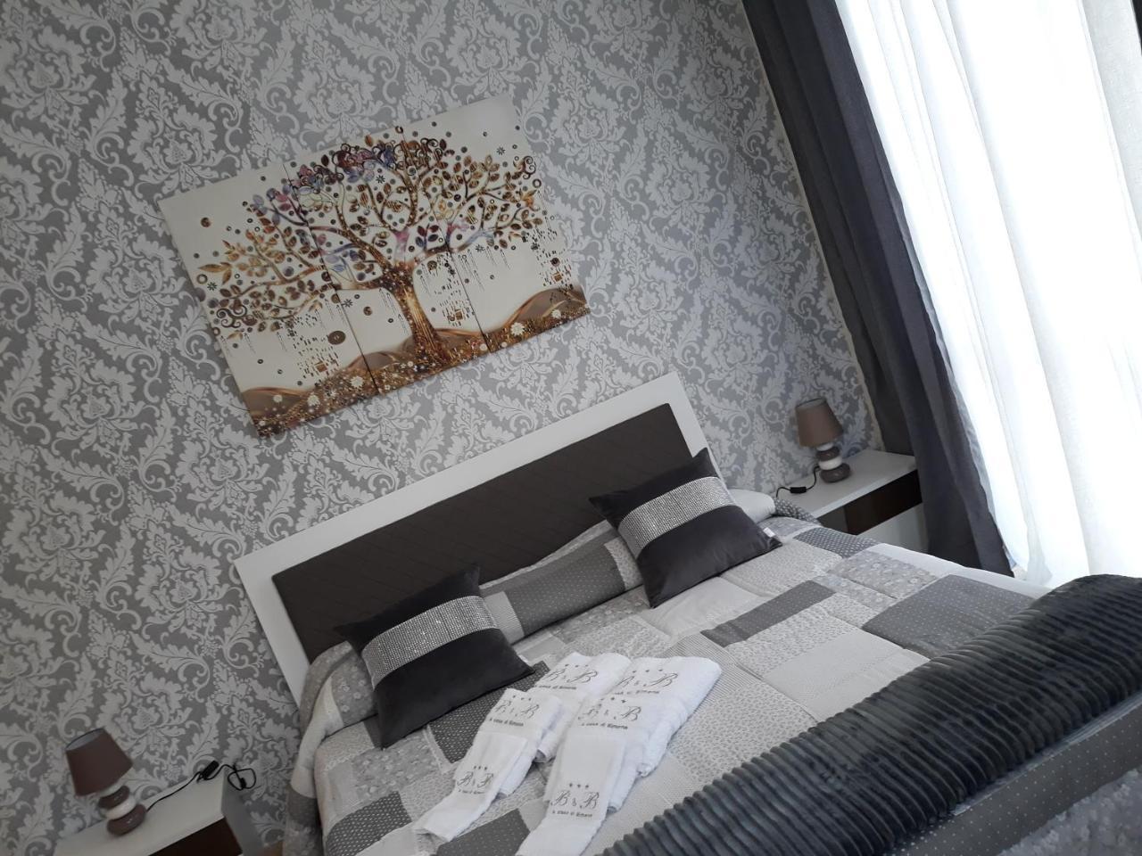 A Casa Di Simona Bed & Breakfast มอนเรอาเล ภายนอก รูปภาพ