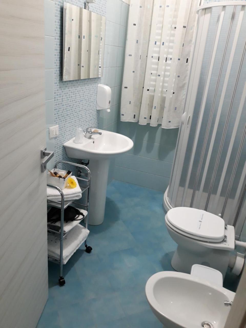 A Casa Di Simona Bed & Breakfast มอนเรอาเล ภายนอก รูปภาพ