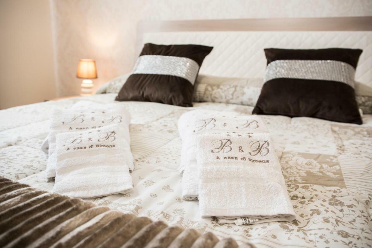 A Casa Di Simona Bed & Breakfast มอนเรอาเล ภายนอก รูปภาพ