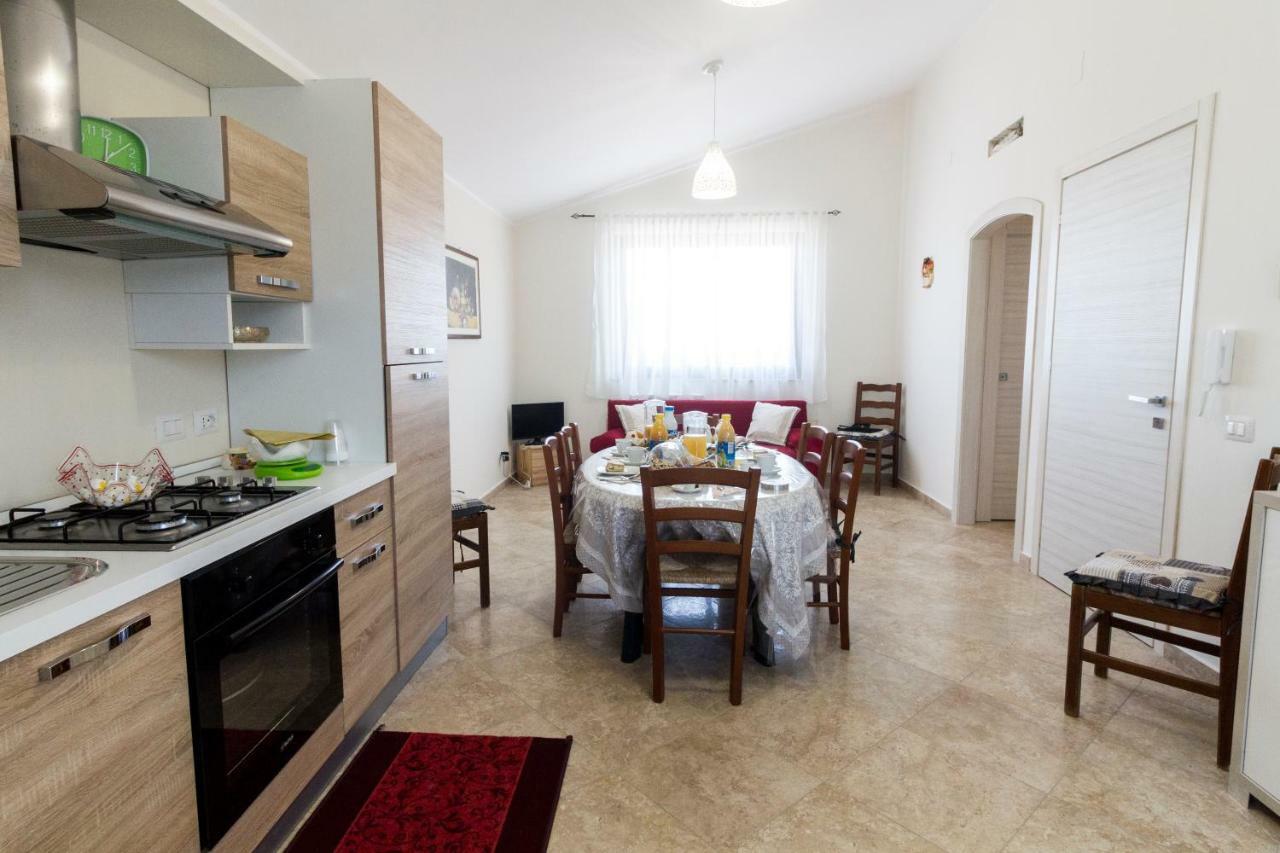 A Casa Di Simona Bed & Breakfast มอนเรอาเล ภายนอก รูปภาพ